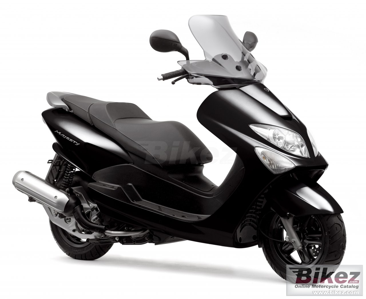 Big Yamaha majesty 125 picture and wallpaper from Bikez.com